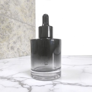 ขวดแก้วใสฝ้าทรงกระบอกไหล่เรียบขนาด 30 มล. สำหรับบรรจุเซรั่มหรือน้ำมันหอมระเหย คุณภาพสูง พร้อมหัวหยดและพิมพ์ลายสกรีน - Product Image 3