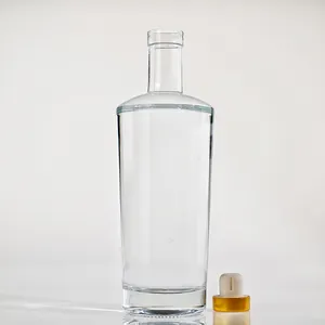 Flat Round Wholesale 750ml High Performance Glass Bottle For Whisky