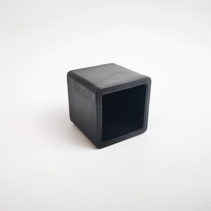 Protection de pieds carrée en plastique 25x25mm, capuchon de tuyau de meuble durable noir - Product Image 3