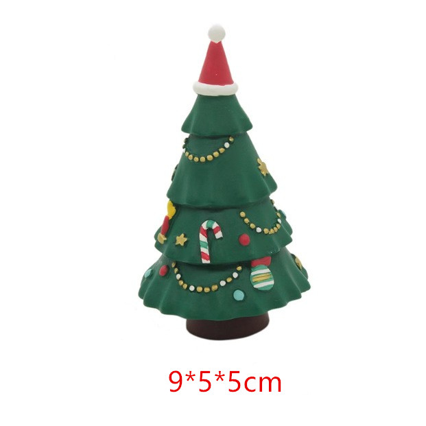 Albero di Natale con cappello rosso