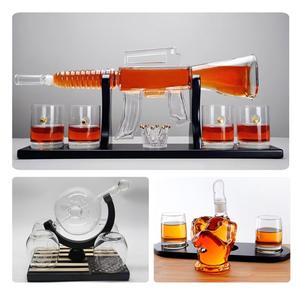 Ensemble de <span class=keywords><strong>carafe</strong></span> à <span class=keywords><strong>whisky</strong></span> en bois de forme créative de 1000 ml avec 4 verres à spiritueux, grande capacité, cadeau de Noël pour la maison ou le bar - Product Image 6