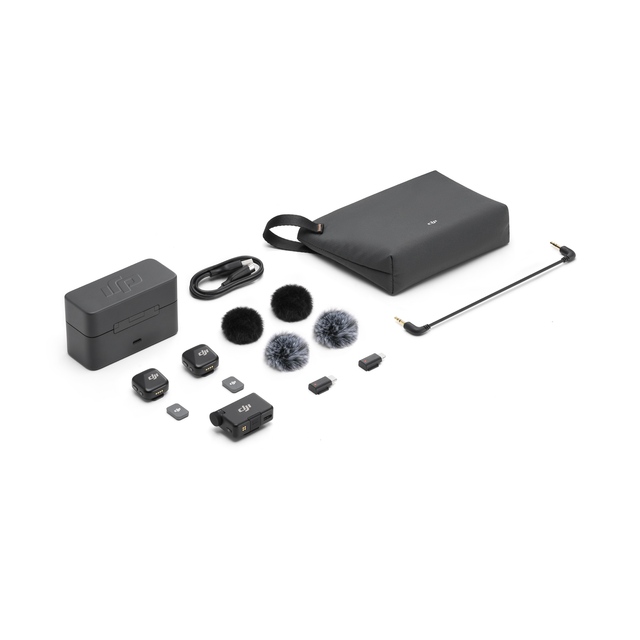 Mic Mini Wireless Lavalier Microphone System 2 TX 1 RX Charging Case Lightning Phone Adapter Video Vlogging Content Creation
