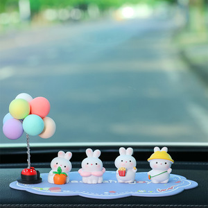 Ruijie Mini Pig, Adorno de Resina para el Tablero del Auto, Decoración de Dibujos Animados para el Interior del Vehículo - Product Image 4