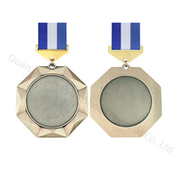 Vente en gros personnalisée 3D Gold Award Marathon Running Metal Sport Medal Cheap Zinc Alloy Blank Die Cast Pin Poli Laser Design Your