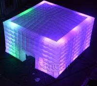 Tente de fête gonflable géante de 8 m (26 pieds) de qualité commerciale, éclairée par LED, certifiée CE, pompe à air électrique personnalisée