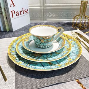 Service de table de luxe en porcelaine fine série V, assiettes plates en céramique pour steak, assiettes à dessert, assiettes à fruits secs et gâteaux, tasses et soucoupes pour thé et café - Product Image 1