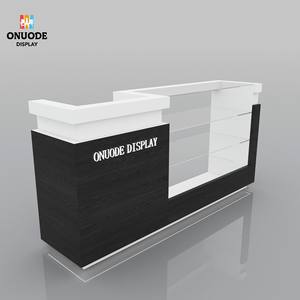 Espositore Moderno Nero a Più Livelli con Illuminazione a LED per Tabaccheria Vetrina con Banco Cassa Progettazione Completa di Negozi e Arredamento su Misura - Product Image 3