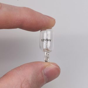 หลอดไฟฮาโลเจนรถยนต์ T10 12V 5W แสงสีขาว สำหรับไฟจอดรถ ไฟประตู ไฟป้ายทะเบียน ไฟท้าย ไฟอ่านหนังสือ - Product Image 3