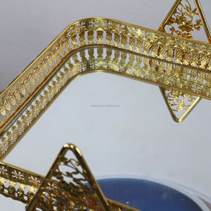 Hotsell Hoge Kwaliteit Moderne Commerciële Spiegelglas 3-Laags Gouden Metalen 4-Wielige Hotel Trolley Wagentje Woonkamer - Product Image 3