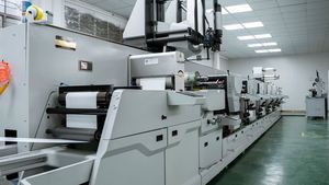 Etiquetas de PVC personalizadas al por mayor con efecto 3D de epoxi, pegatinas de resina abombadas brillantes, impermeables e impresas con UV para logotipos - Product Image 6