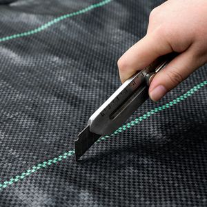 יריעת כיסוי קרקע מפוליפרופילן שחורה, מחסום עשבים עם הגנה מפני קרינת UV, כיסוי קרקע חקלאי לגידולי עצים - Product Image 2