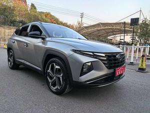 <span class=keywords><strong>Hyundai</strong></span> <span class=keywords><strong>Tucson</strong></span> L 1.5T Benzina Euro VI 2024 con Cambio Automatico, Sedili in Pelle, Telecamera Posteriore, Pneumatici R17 - Product Image 1