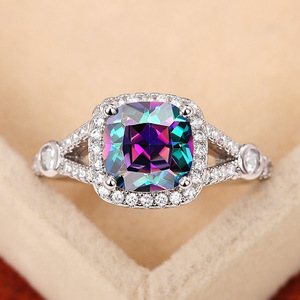 Anello di fidanzamento quadrato colorato per donna, elegante gioiello da dito alla moda per matrimonio - Product Image 3