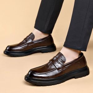 Zapatos de Cuero Casuales de Negocios de Estilo Británico, Modernos y de Alta Gama - Product Image 3