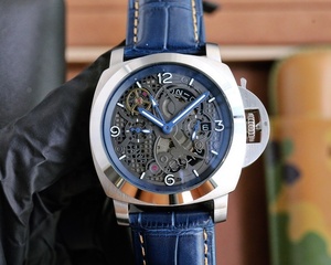 Reloj de Hombre de 44 mm, Modelo Clásico V7, Nuevo, Sumergible, con Movimiento Mecánico Automático - Product Image 2
