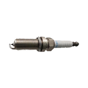 Bougies d'allumage Ilkar7a-4D Platinum Iridium Flame Tip pour camions au gaz naturel, GPL, résistance standard - Product Image 1