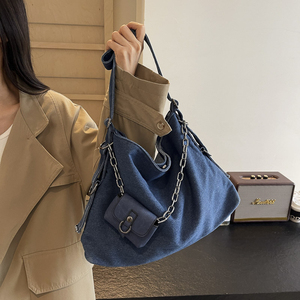 Borsa a Tracolla Trendy da Donna Stile Western con Catena, Grande Capacità per Ragazze e Giovani Donne - Product Image 4