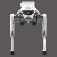 Un chien robotique bionique quadrupède pour usage domestique, compagnie, interaction vocale IA, robot haut de gamme pour cadeau d'anniversaire.