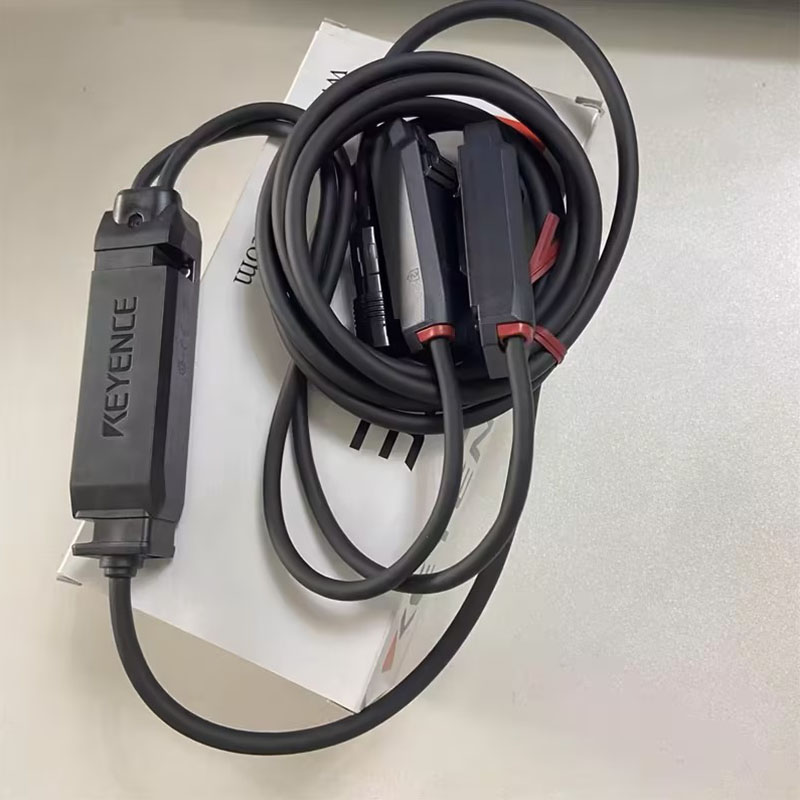 Original KEYENCE FD-X Series Clamp-on Flow Sensors in Stock