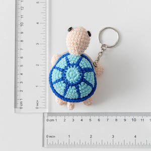 Porte-monnaie écologique en forme de petit feuille de dessin animé fini, porte-clés tricoté, sac à dos en laine <span class=keywords><strong>crochet</strong></span>ée, pendentif pour couple, meilleur ami - Product Image 6