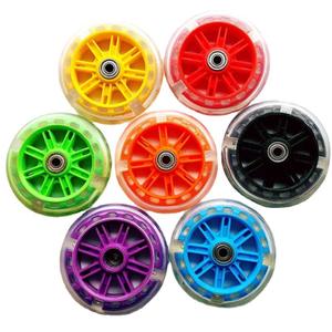 Roues auxiliaires pour vélo d'équilibre pour enfants, 12-20 pouces, en plastique et métal, silencieuses, clignotantes, accessoires d'entraînement pour enfants - Product Image 5