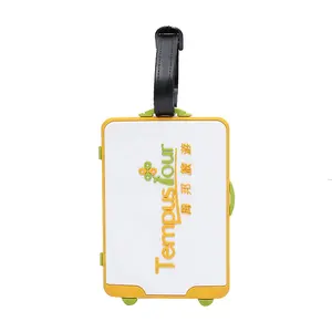 Accessoires de voyage 2022 étiquette de nom en plastique personnalisée 3D pvc souple étiquette de bagage en silicone/étiquettes de bagage en caoutchouc personnalisées pour cadeau d'affaires
