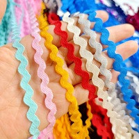 Ruban en polyester moderne multicolore ondulé pour la couture de vêtements, les vêtements pour bébés, les travaux manuels et la décoration