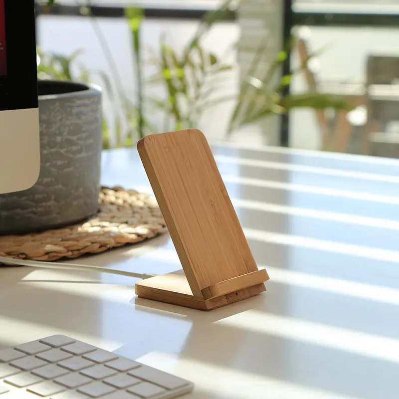 Desk Tech Gadgets Wooden Wood 10W fast QI Bamboo Charging stand Phone Holder Wireless Charger