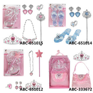 Jouets Lucky Toys Prix d'usine Jeux <span class=keywords><strong>de</strong></span> maquillage et <span class=keywords><strong>de</strong></span> déguisement à la mode Ensemble <span class=keywords><strong>de</strong></span> beauté Sac à main Corbeau pour filles Jouets - Product Image 6