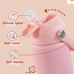 Listo para Enviar: Nueva Botella de Agua Infantil de 12oz con Tapa Abatible y Grabado Láser, con Parachoques y Asa, Colores Surtidos para la Escuela - Product Image 4