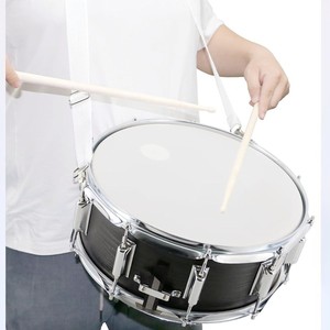 Caisse claire en grain de bois pour corps de tambour de fanfare <span class=keywords><strong>Instrument</strong></span> de percussion durable de Performance professionnelle avec sangles réglables - Product Image 1
