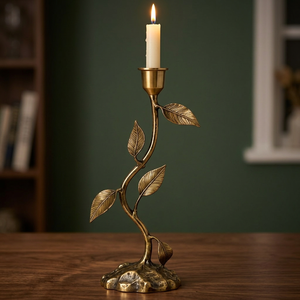 Élégant Porte-Bougie en Métal Motif Feuille de Vigne, Support de Bougie Botanique pour Décoration de Table, Ornement Central et d'Appoint pour la Maison - Product Image 4