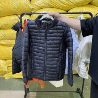 Vestes matelassées en coton d'occasion en gros, manteaux d'hiver de seconde main, styles variés, approvisionnement en vrac
