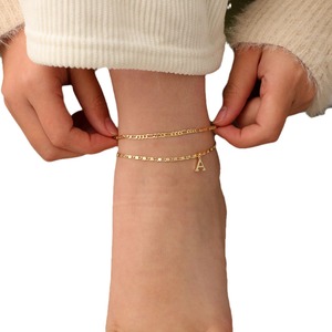 <span class=keywords><strong>AIMEE</strong></span> Chaînes de cheville tendance en acier inoxydable plaqué or avec initiales A-Z, double couche, style cubain, pour femme, idéales pour la plage - Product Image 4