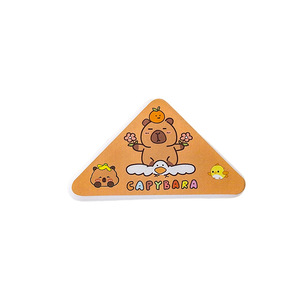 Clip Triangular para Notas Capybara de 50 mm, Clip de Plástico para Esquinas de Papel, para Estudiantes, Anti-rodaduras - Product Image 4