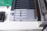 Machine de Placement de Composants SMD NeoDen YY1 de Bureau avec Changeur de Buses Automatique pour LED SMT, Facilitant une Modification Flexible des Buses