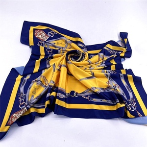 Nuovo Disegno di Stampa Digitale di Colore <span class=keywords><strong>Rosa</strong></span> di Lusso Soft Touch Donna Personalizzata Piazza 100% Raso Di <span class=keywords><strong>Seta</strong></span> Della Sciarpa del Hijab - Product Image 1