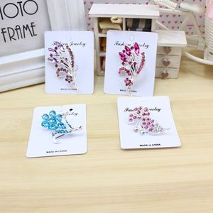 Fashion Brooches Flower Shape Zinc Alloy Rhinestone Women's <b>Gift</b> Jewelry Made In China - Product Image 1