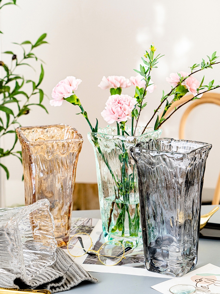Factory Produced Wholesale Glass Flower Vase for Home Decor