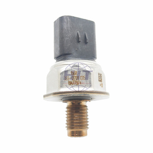 <span class=keywords><strong>Sensore</strong></span> di <span class=keywords><strong>Pressione</strong></span> Common Rail ad <span class=keywords><strong>Alta</strong></span> <span class=keywords><strong>Pressione</strong></span> 355-2701 per Motori Diesel C13 C15 C18 di Escavatori - Product Image 4
