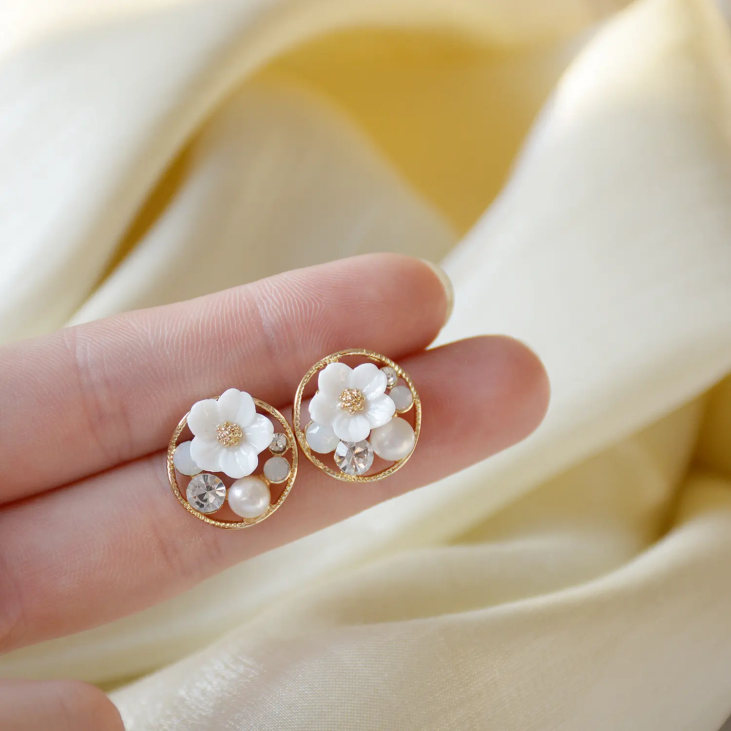 Vershal A2-65 Fashion Korean Rhinestone Flower 925 Silver Stud Earrings Designer Elegant Pearl Jewelry