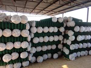 Malla de Alambre de Hierro Galvanizado por Inmersión en Caliente, Personalizada, con Malla de Diamante, Rollos de 60 Pies para Campos Deportivos - Product Image 5