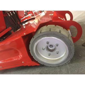 Pneu de camion Topower en caoutchouc massif 18x7x12 1/8 à motif de bande de roulement Super Lug pour déneigeuses et camions de remorquage en promotion - Product Image 5