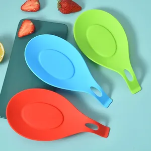 1 pièce Support de cuillère isolant en silicone, dessous de verre, dessous de plat, tapis de table, support de pot, résistant à la chaleur, ustensile de cuisine - Product Image 1