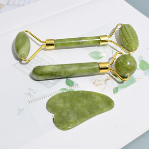 Rullo Gua Sha in Giada Naturale <span class=keywords><strong>per</strong></span> Viso e Corpo, Strumento di Massaggio Sbiancante <span class=keywords><strong>per</strong></span> Uso Domestico con Spina USA - Product Image 4