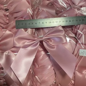 Fiocchi Giganti OKAY all'Ingrosso con Coda Lunga e Nastro sul Retro per Confezioni Regalo - Product Image 2