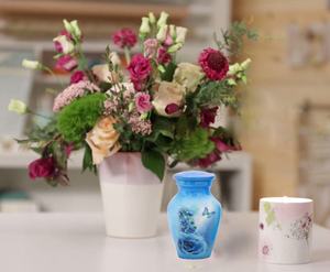 Juego de 4 urnas de cremación ecológicas de latón estilo americano con mariposas azules con capacidad de 200 pulgadas cúbicas para cenizas de recuerdo - Product Image 3