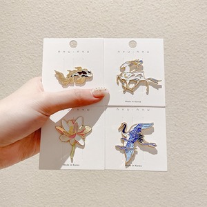 Broches de Metal Esmaltado Personalizados, Broche de Ciervo Colorido para <span class=keywords><strong>Mujer</strong></span>, Broche Exquisito de Estilo Antiguo para Decoración de <span class=keywords><strong>Ropa</strong></span> de Año Nuevo - Product Image 3