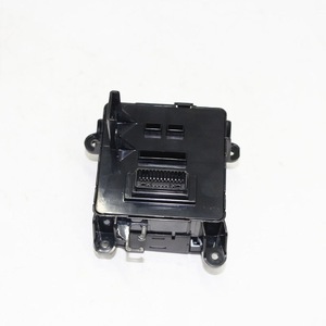 สวิตช์เบรกจอดรถ Kia Sorento 93600C5340 ปุ่มโหมดออโต้โฮลด์ สำหรับเปลี่ยนซ่อม - Product Image 3