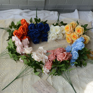 Bouquets de roses artificielles en velours bleu <span class=keywords><strong>royal</strong></span> à 7 têtes, vente en gros de fausses roses pour la décoration des centres de table et des allées de mariage - Product Image 6